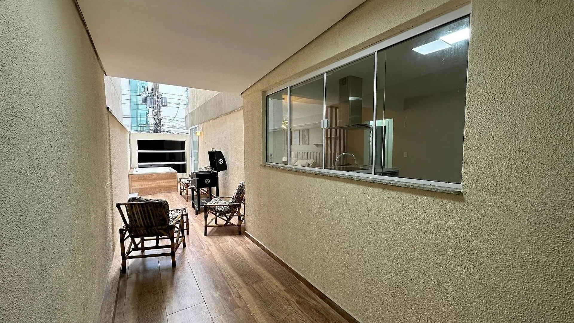 Apartment La02- 2 Suites +1Quarto | Jacuzzi | Churrasqueira Balneario Camboriu Brazil